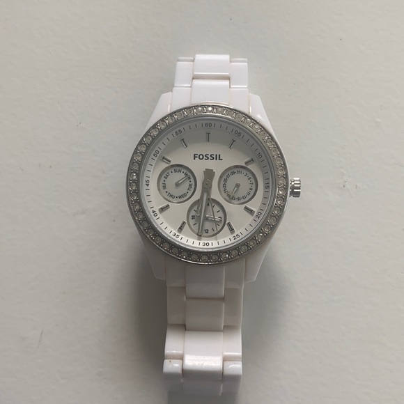 Accessories - Women’s White ceramic fossil watch